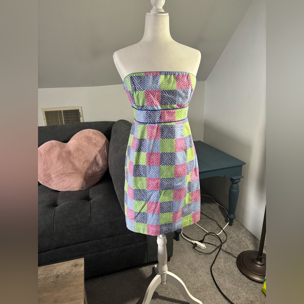 Vineyard vines whale strapless dress